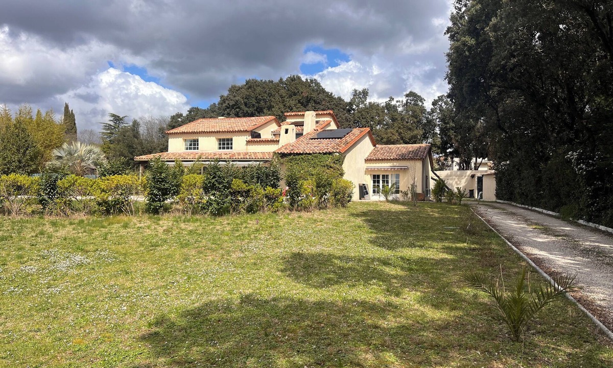 Sussargues House | Spacious house Swimming pool - Entre Plages, Montpellier Cévennes Pets welcome
