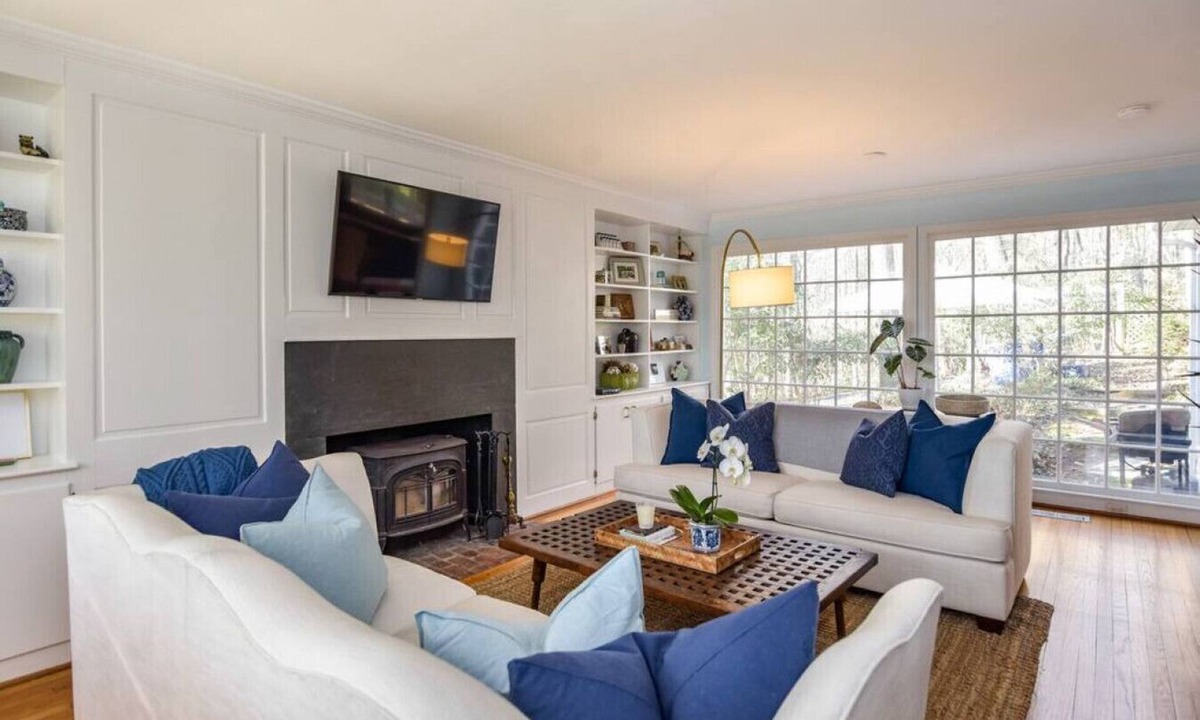 Chapel Hill House | Spacious House Walkable to UNC