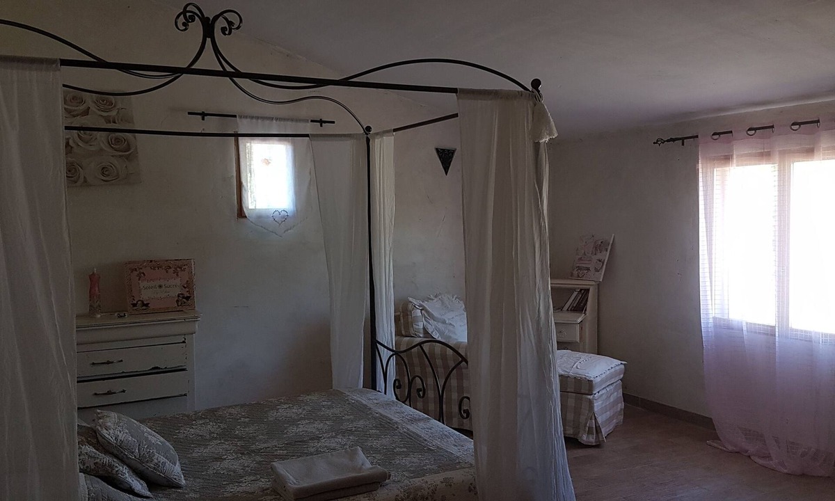 Puyvert Villa | Spacious house with pool terrace and enclosed grounds