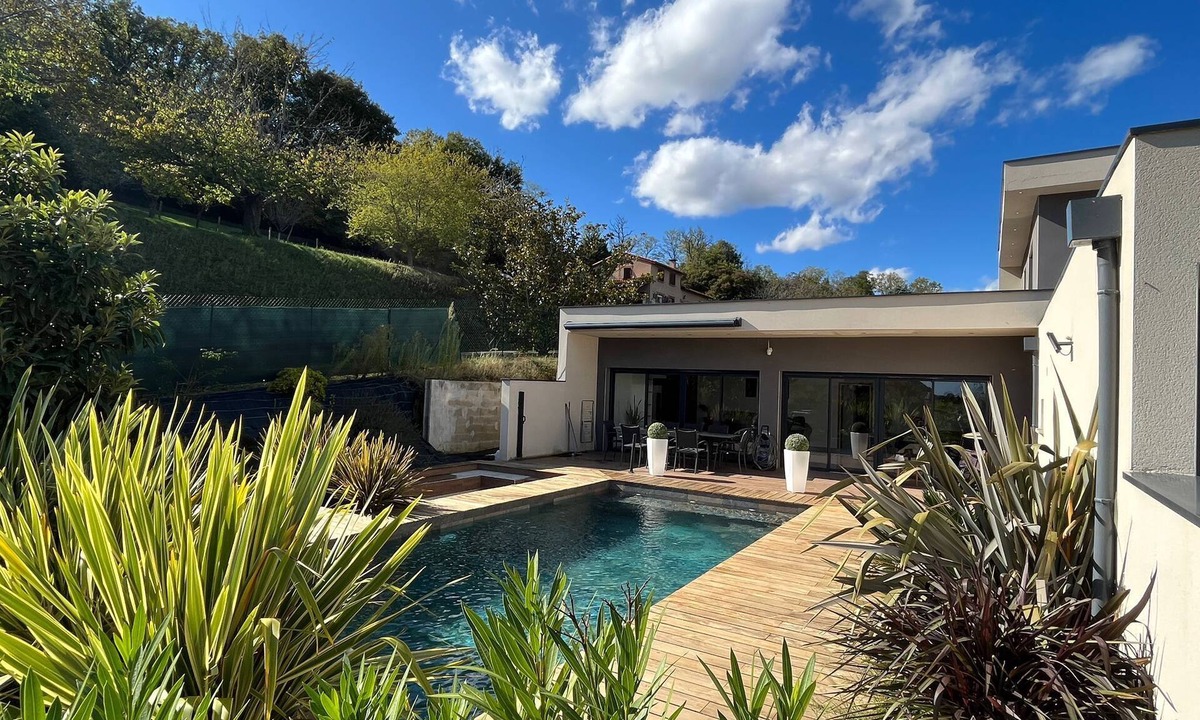 Deyme Villa | Spacious house with swimming pool near Canal du Midi
