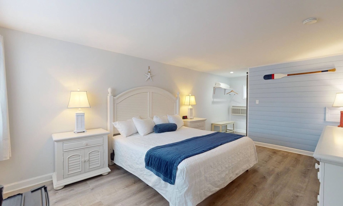 Lower Township Hotel | Spacious King Room for a Serene Getaway