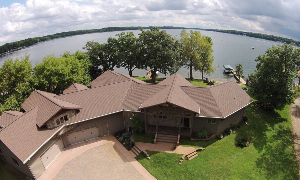 Annandale Cabin | Spacious Lake Home on Beautiful Cedar Lake