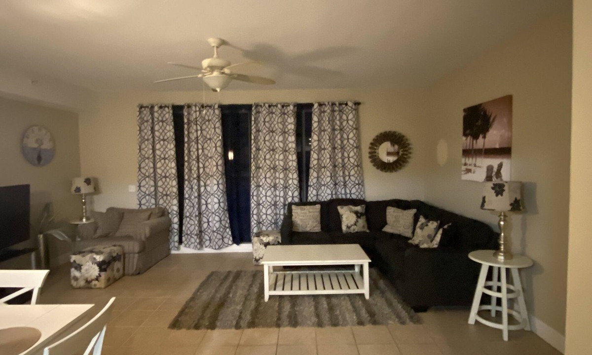 Ruskin Condo | Spacious Little Harbor Condo