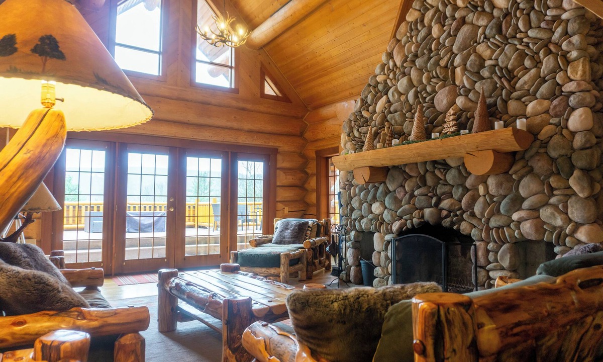 Glen Spey Cabin | Spacious lodge w/indoor pool!