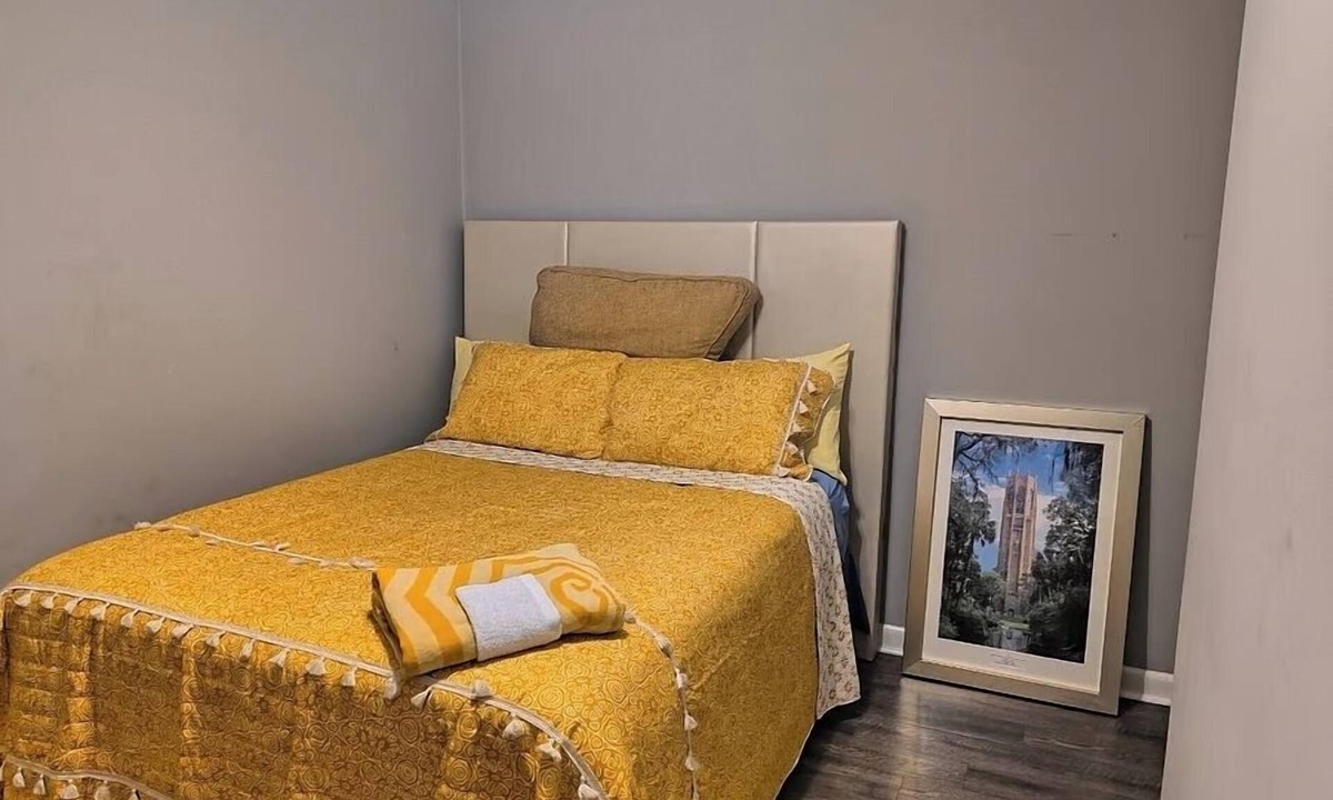 Macon House | Spacious Macon 3BR Duplex | BBQ + Parking