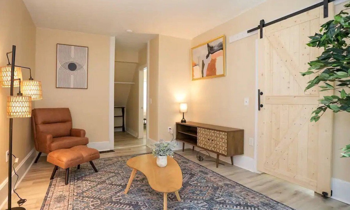 West Brookfield Apartment | Spacious Massachusetts Apartment