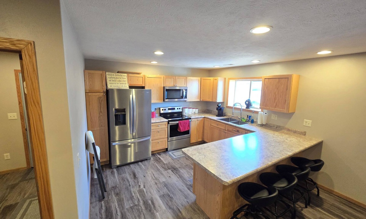 Kahoka Apartment | Spacious master 3-bedroom apartment in Kahoka, MO