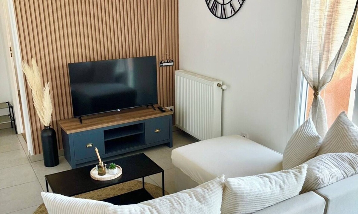 Bourgoin-Jallieu Apartment | Spacious, modern apartment