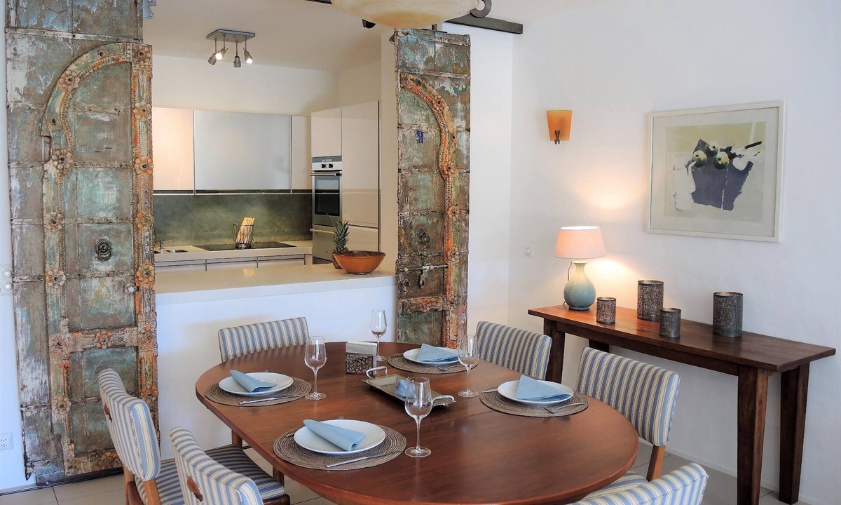 Ascona Apartment | Spacious, modern apartment in a quiet location, indoor pool, sauna, near beach