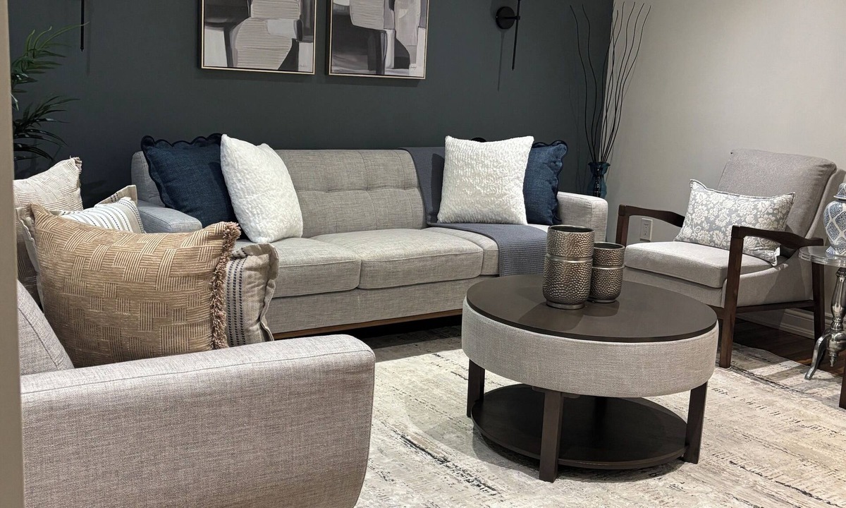 Milton Apartment | Spacious & Modern Cozy Basement Apartment – Your Home Away from Home!