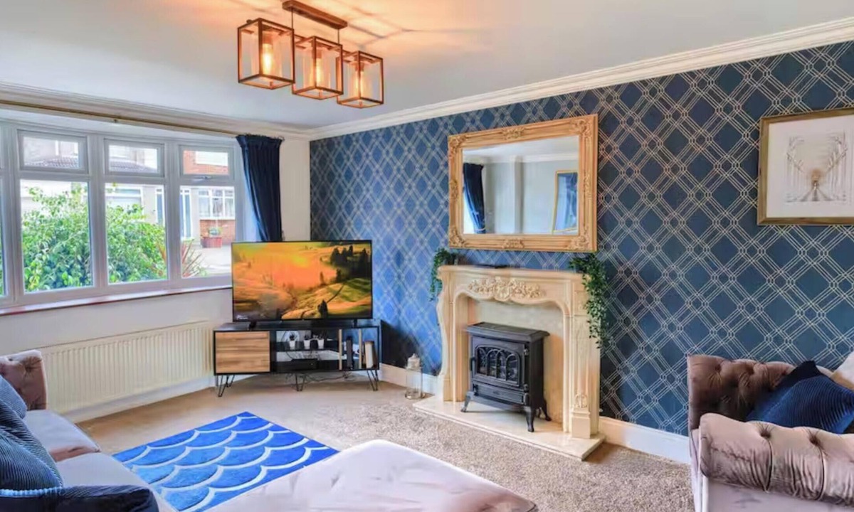 Billingham House | Spacious Modern Home in Teeside