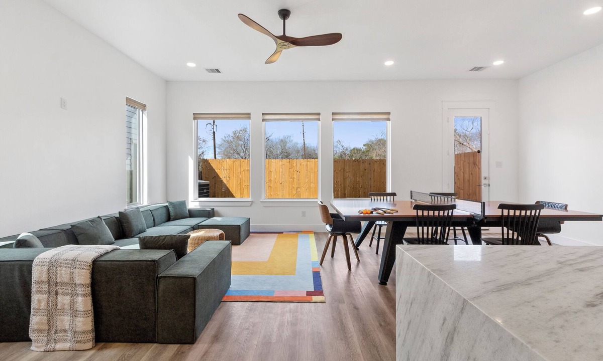 Garden Oaks House | Spacious, modern house with loft, 15 min from Downtown Houston
