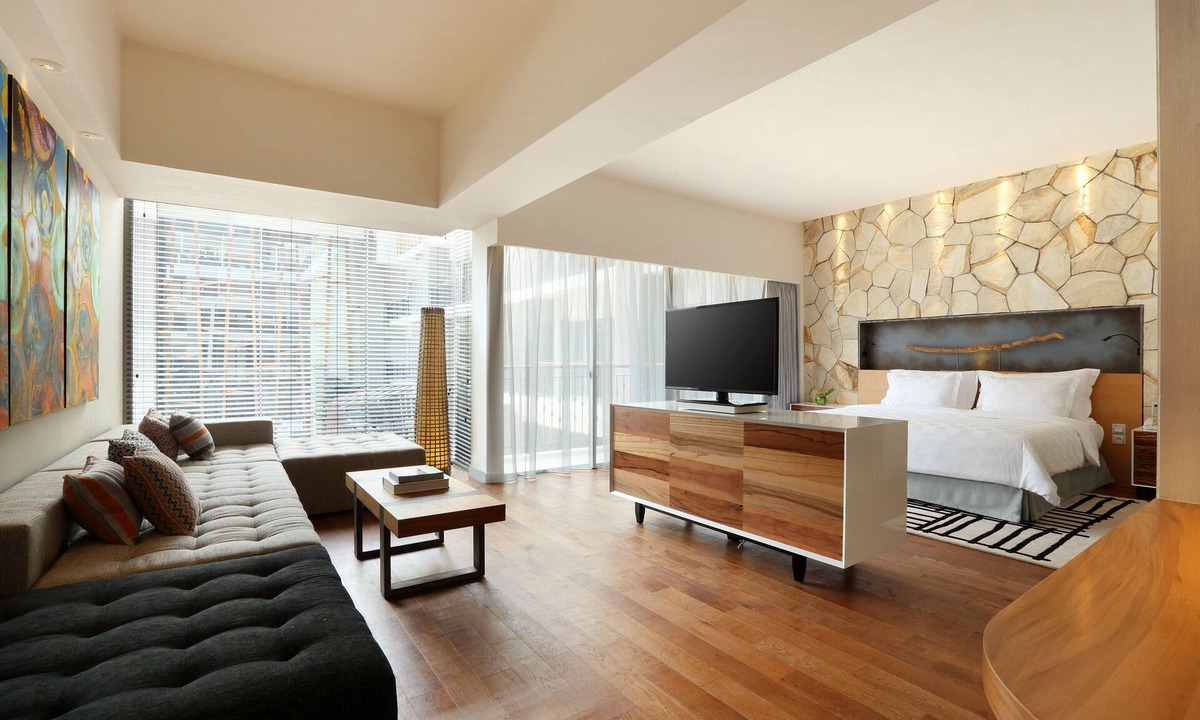 North Legian Hotel | Spacious Modern Suite with Free Minibar Items (T Sand Suite14)