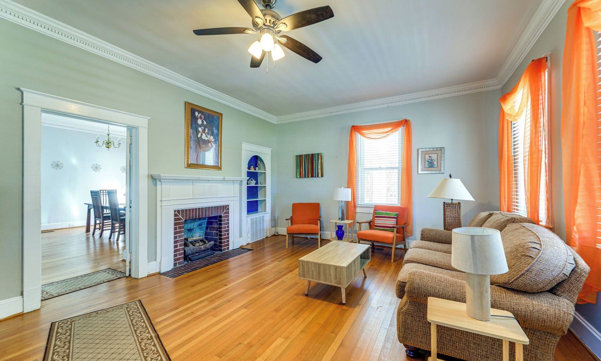New Bern House | Spacious New Bern Home w/Yard: 2 Mi to Riverfront