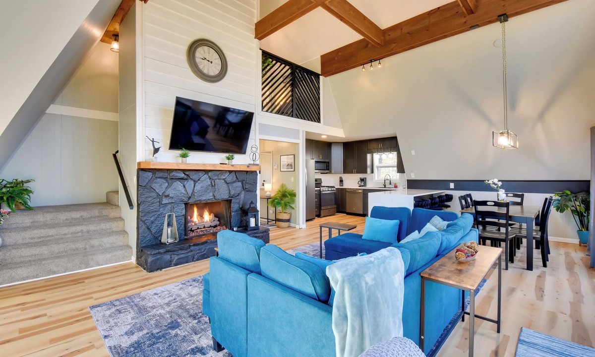 Sky Valley Cabin | Spacious & Newly Remodeled A-Frame w/2 Decks