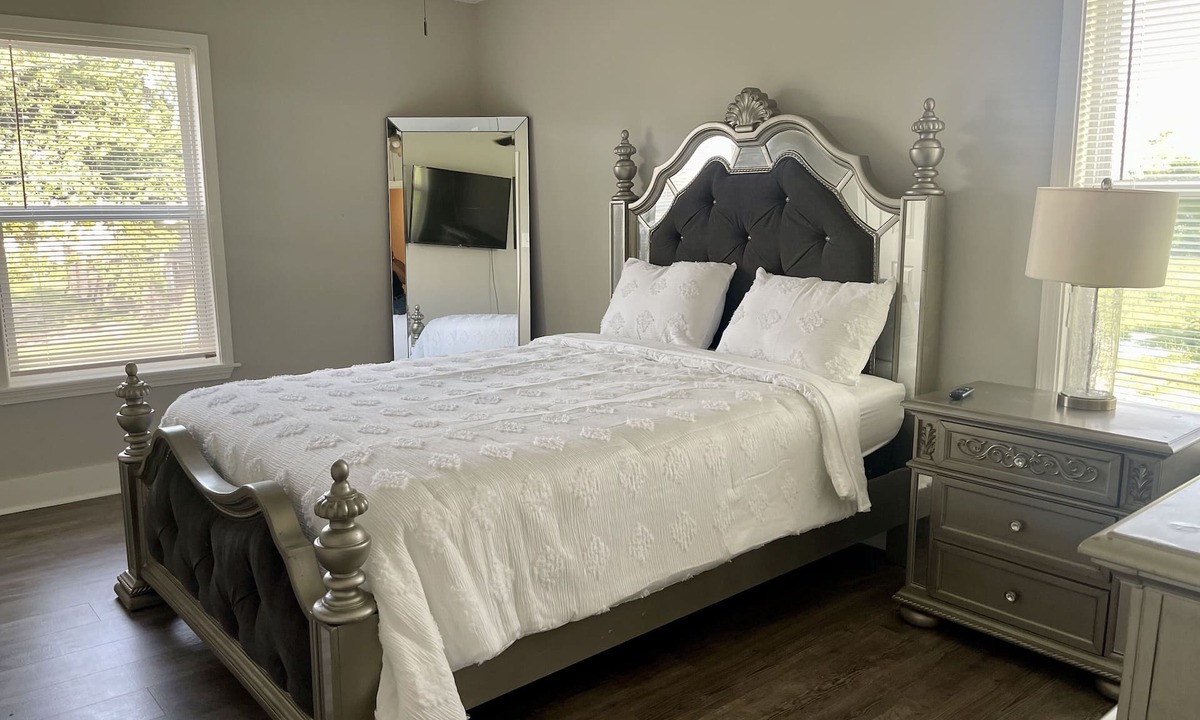 Kenner - Louis Armstrong International Airport House | Spacious Newly Renovated Townhome