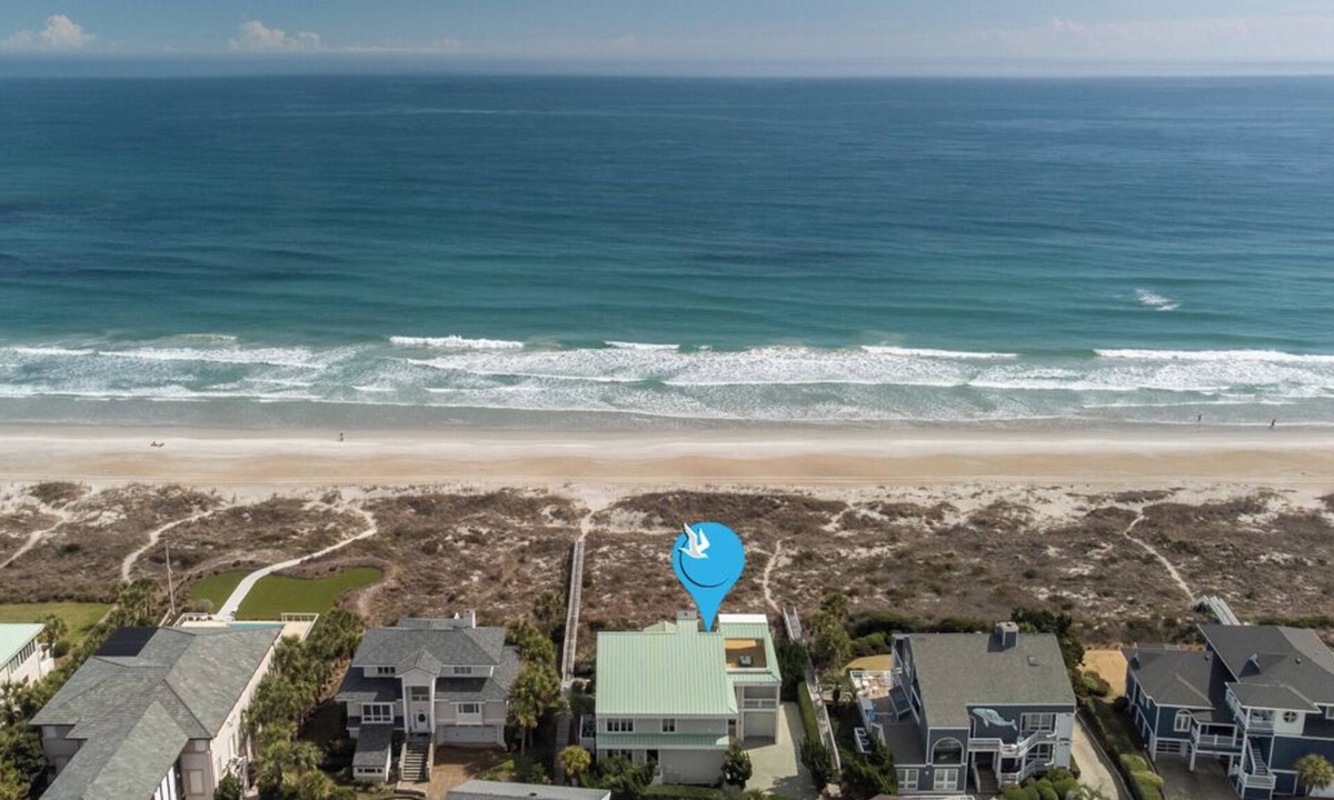 Shell Island House | Spacious Oceanfront Home w Private Beach Access