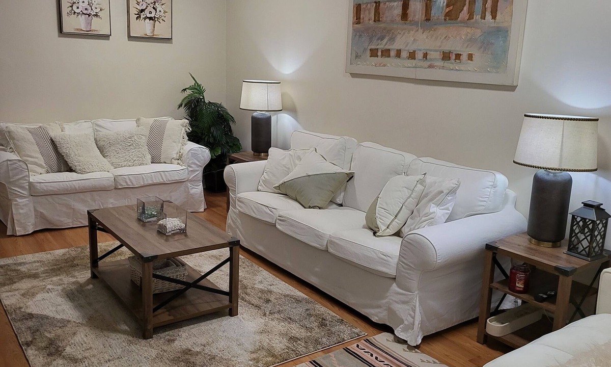 Astoria Heights Apartment | Spacious one bedroom apartment in Astoria