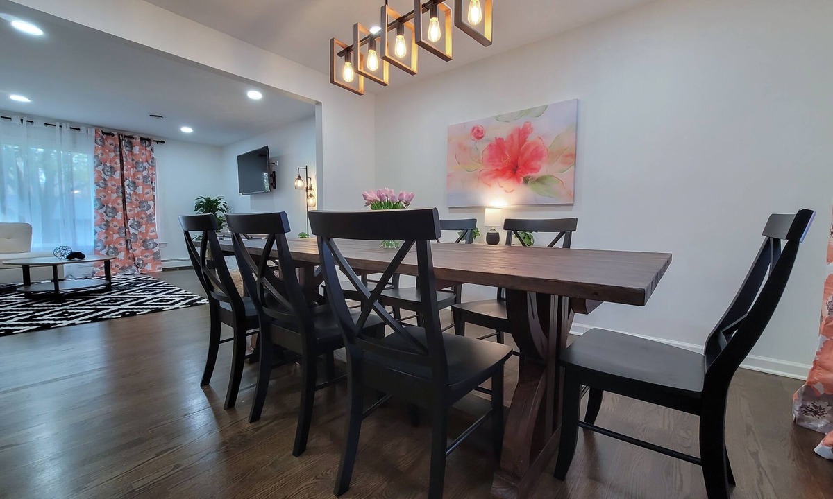 Fox Valley House | Spacious open concept home w/game room + firepit