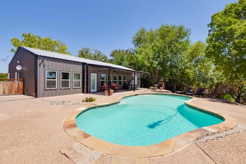 Palo Pinto House | Spacious Palo Pinto Home: Private Dock & Pool