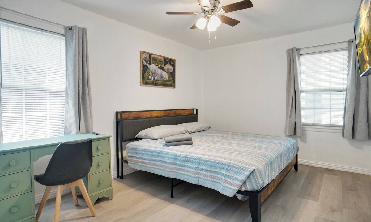 Westworth Village House | Spacious Poolside Oasis