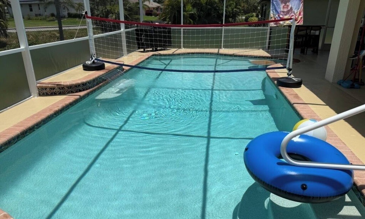 Deep Creek House | Spacious Private Home 4BR 3 BA w/Heated Pool