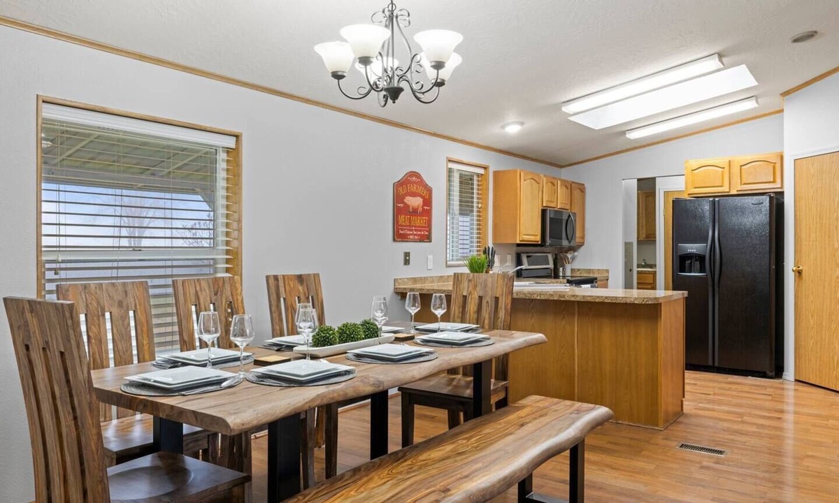 Finley House | Spacious Ranch Home with Fenced Yard