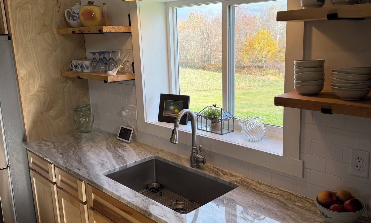 De Peyster Other | Spacious Remodeled Country Farmhouse