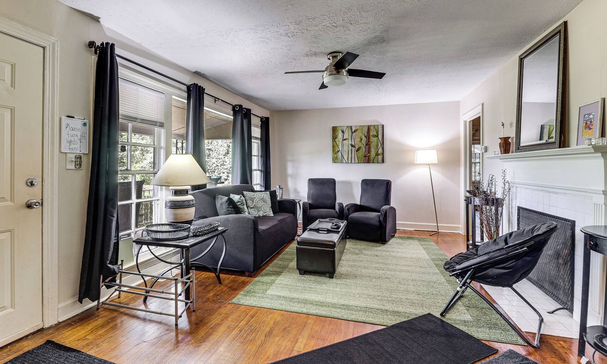 Tuskegee House | Spacious Retreat, 2 Miles to Tuskegee University