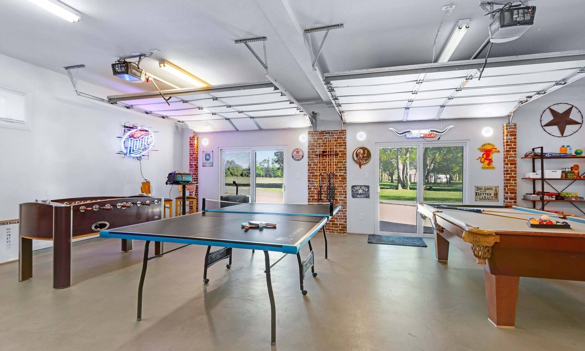 New Braunfels House | Spacious Retreat & Game Room | Sleeps 8