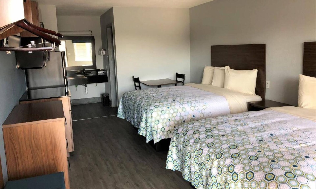 Arena District Hotel | Spacious Room w/Kitchenette, Flat-Screen TV, and Free Coffee – Home Comforts