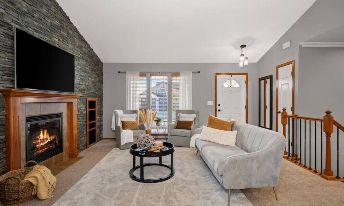 Spokane House | Spacious Rustic House