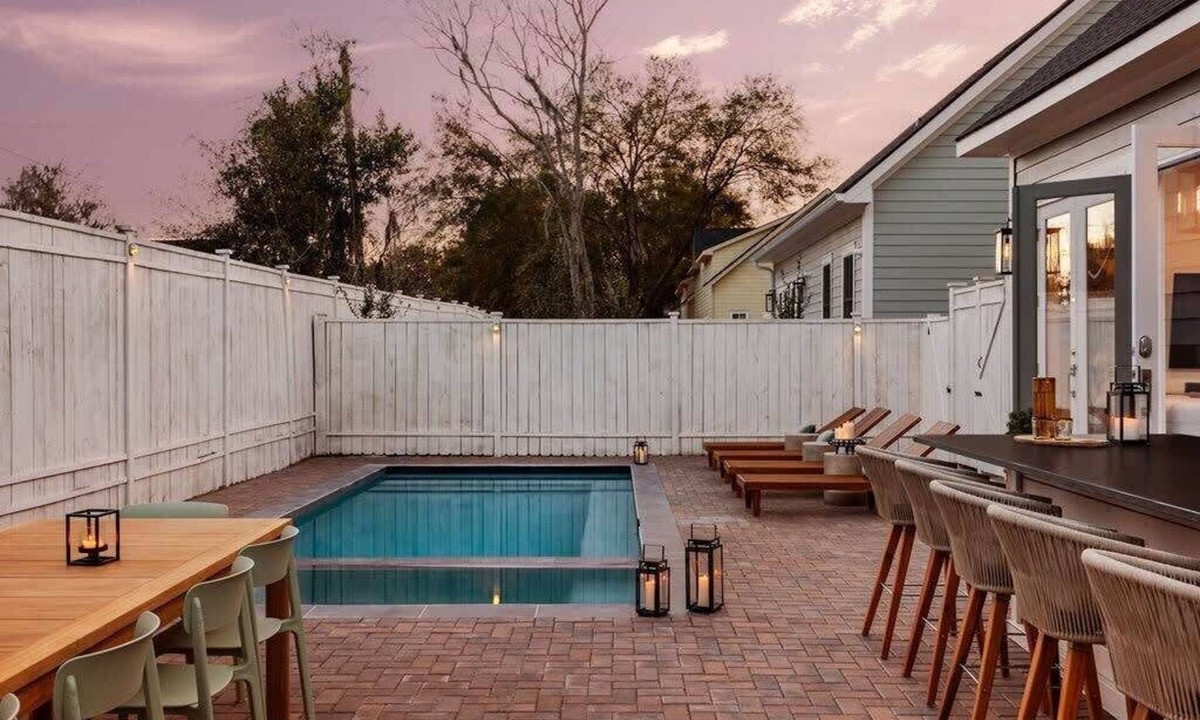 Thunderbolt Condo | Spacious Savannah Home | Pool, Spa & Greens