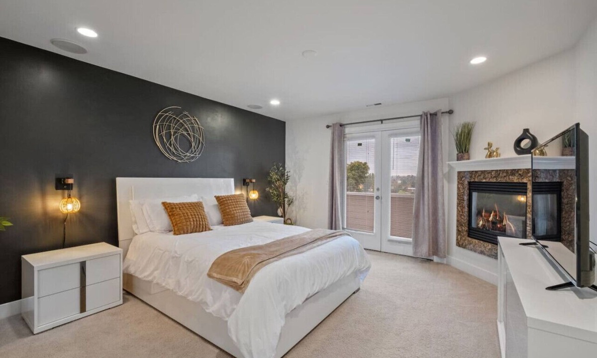 Brighton House | Spacious Seward Park Home for 8!