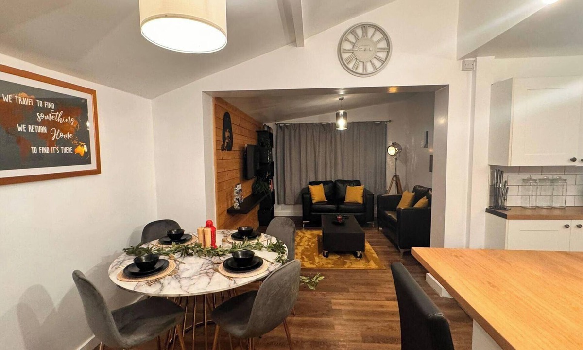 Sheffield House | Spacious sheffield lodge