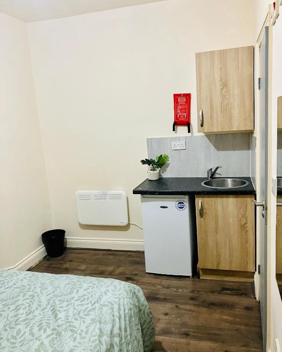 Belvedere House | Spacious Studio- Ark Living