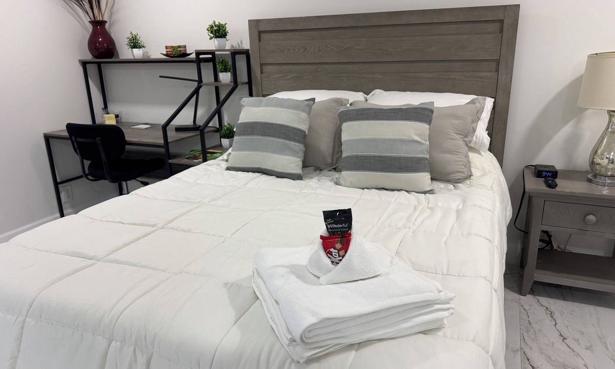 Pembroke Pines Apartment | Spacious studio with 2 Beds Near Hard Rock & Beaches