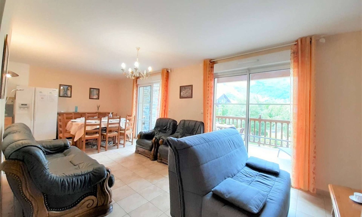 Saint-Lary-Soulan Apartment | Spacious T3 Apartment for 8 with Terrace, Parking & Wi-Fi - Saint-Lary-Soulan