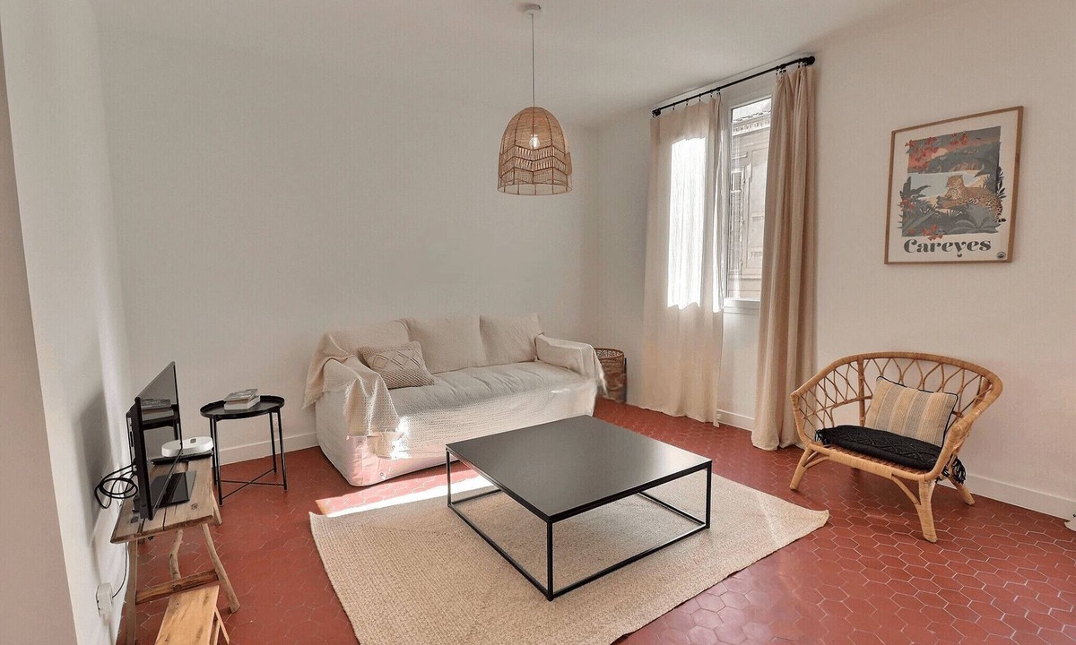 Le Rouet Apartment | Spacious T3 in the heart of Marseille