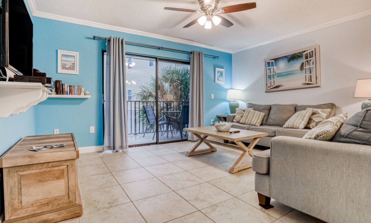 Indian Shores House | Spacious townhouse across from beach access