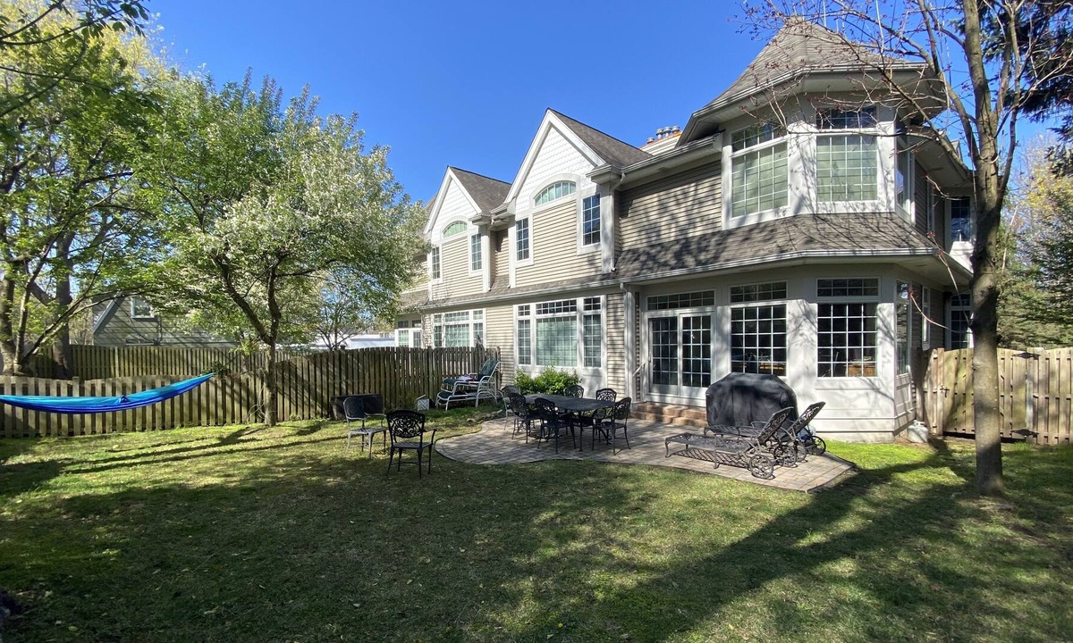 Cresskill House | Spacious Townhouse in quiet upscale Tenafly, NJ