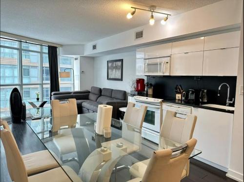 CityPlace Apartment | Spacious two-bedroom abode in the heart of TO