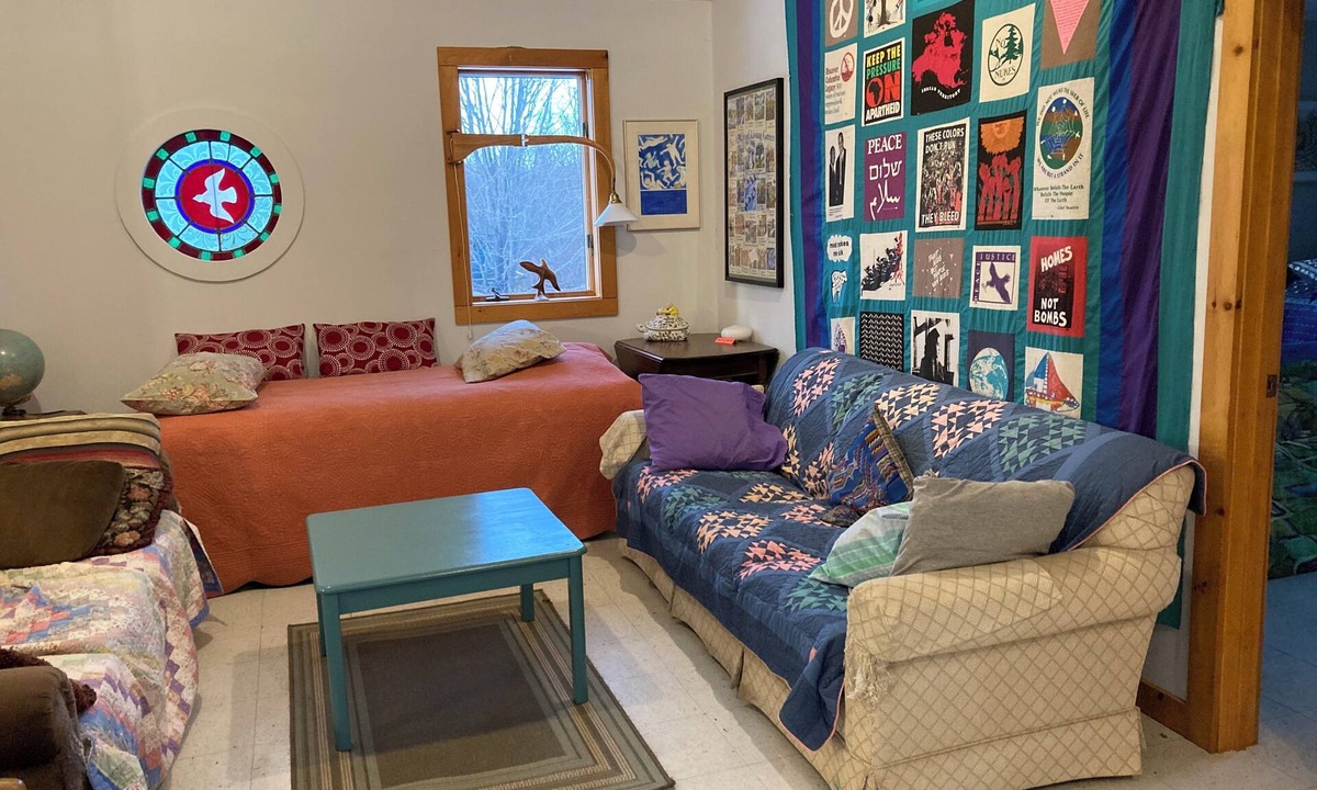 Hampton House | Spacious, unique barn with beautiful views.