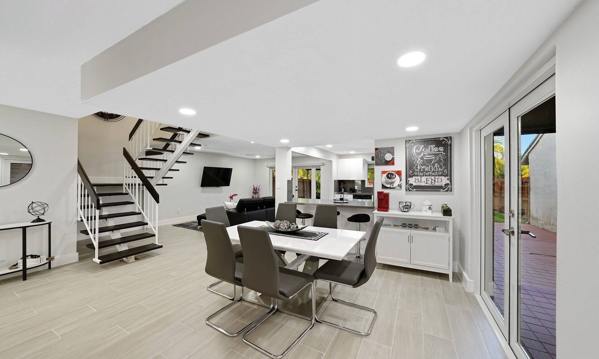Sunset House | Spacious Updated home with Office by PMI