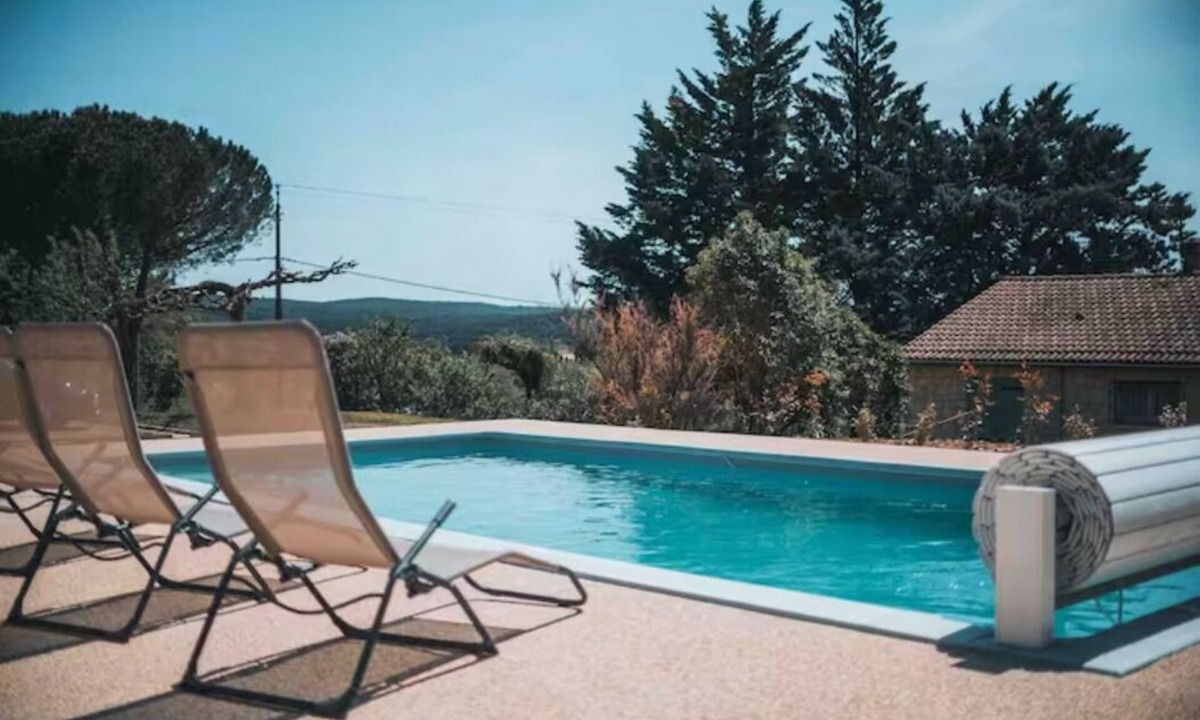 Vagnas Villa | *Spacious villa for 8 people with swimming pool near Vallon-Pont-d'Arc*.