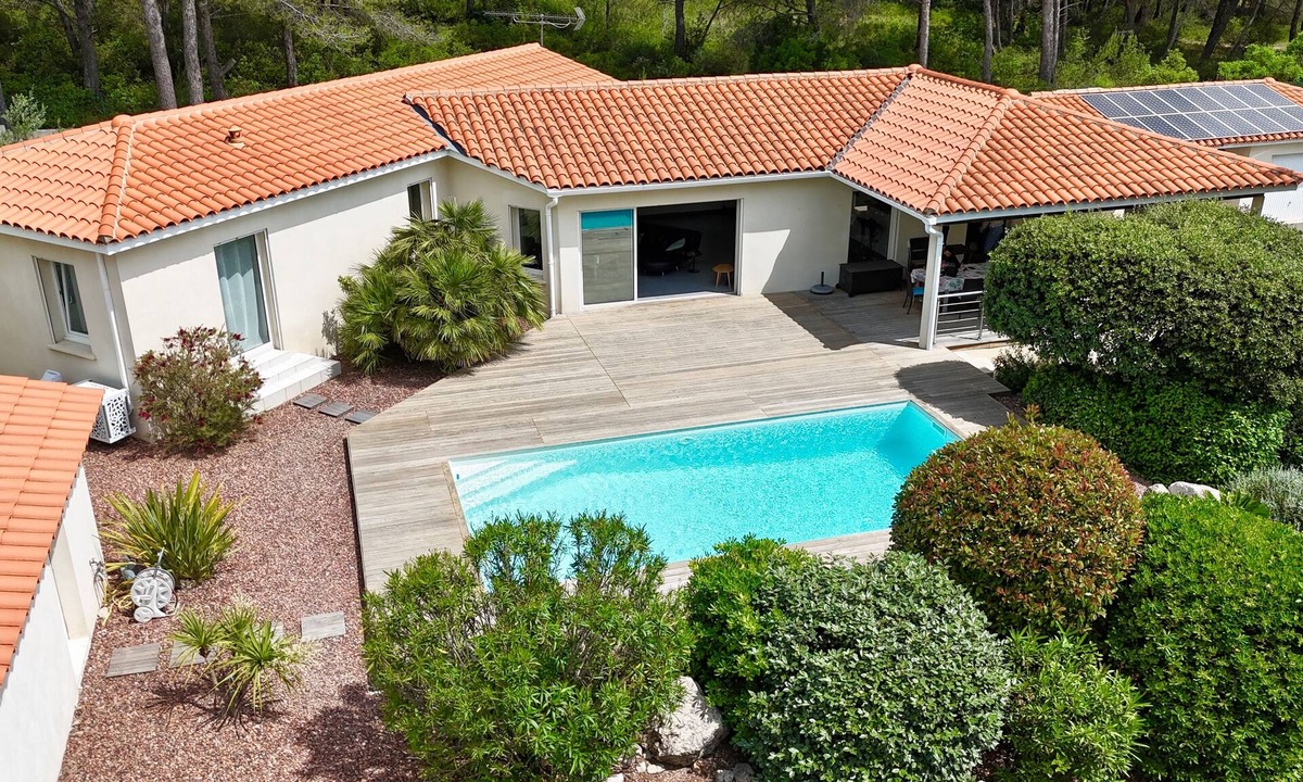 Castelnau-le-Lez House | Spacious villa with pool & independent studio - Nature & absolute calm