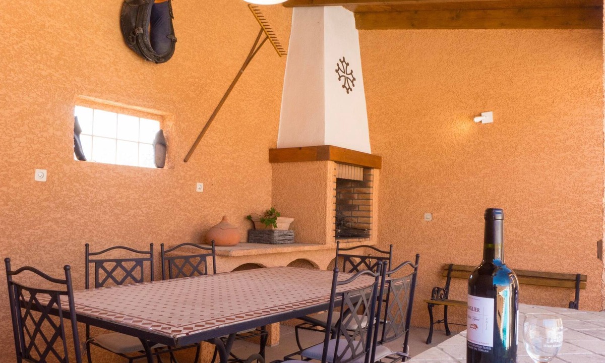 Salleles-d'Aude Villa | Spacious villa with private pool in Aude