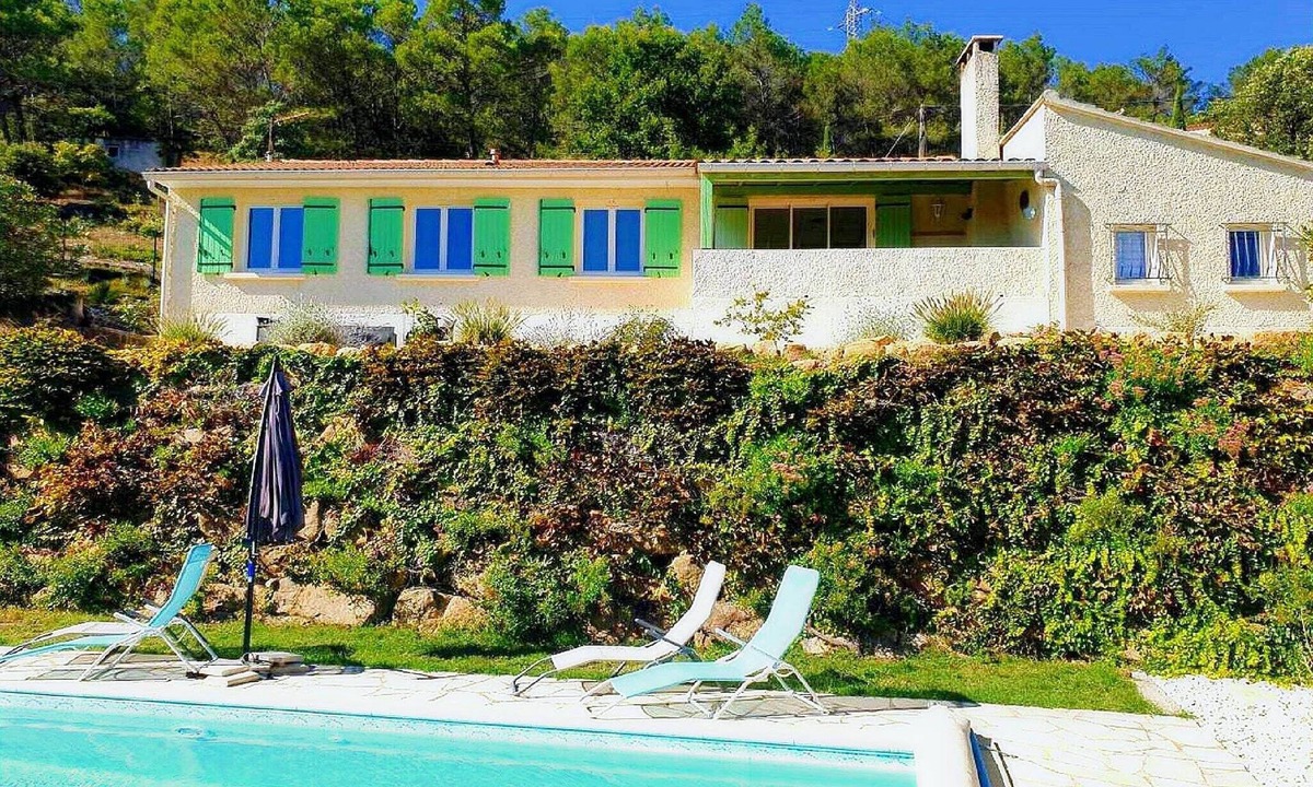 Saint-Nazaire House | Spacious Villa in Saint-Nazaire