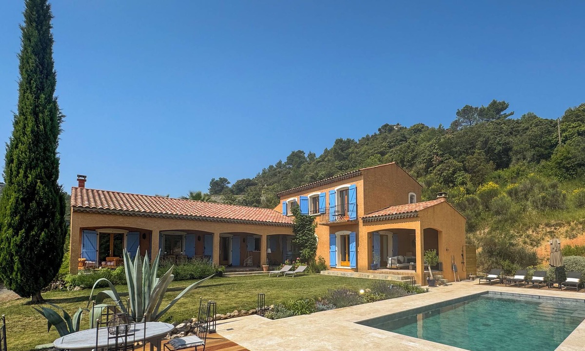 Saint-Chinian Villa | Spacious villa with views, between Saint-Chinian and Assignan.