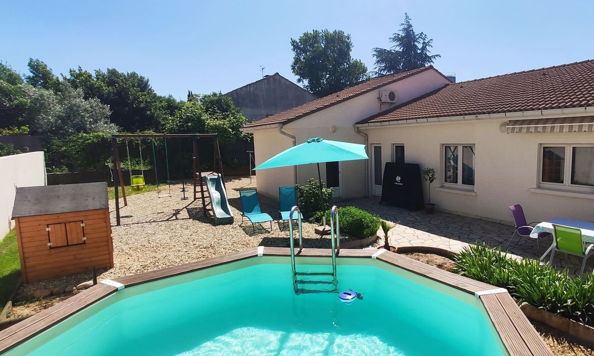 Montblanc House | Spacious villa with large plot and above ground pool.